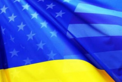 Ukraine-USA-drapeaux-400x270.jpg